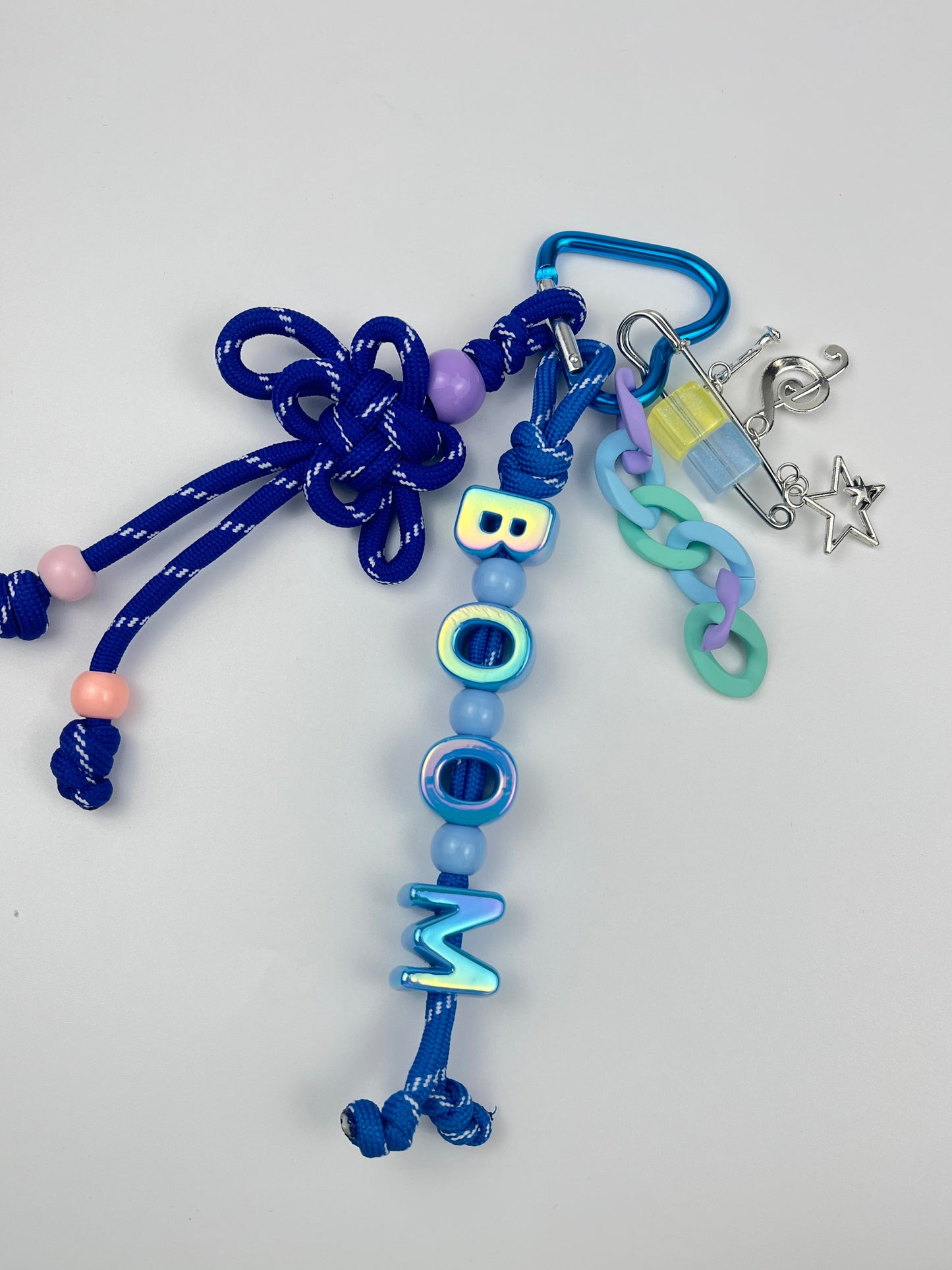 Colorful “BOOM” Knot Keychain | Gradient Color + Creative Charms, Trendy Vibe Overflowing