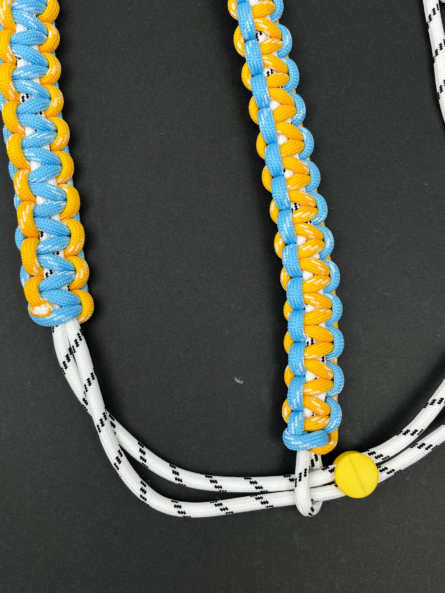 Hand - woven Blue and Yellow Contrast Paracord Cup Hanger, a New Partner for Portable Water Cups!