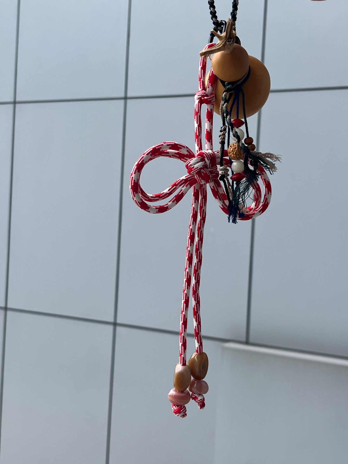 Hand - woven Paracord Gourd Pendant, a Portable Goodie Blending Ancient Charm and Fashion!