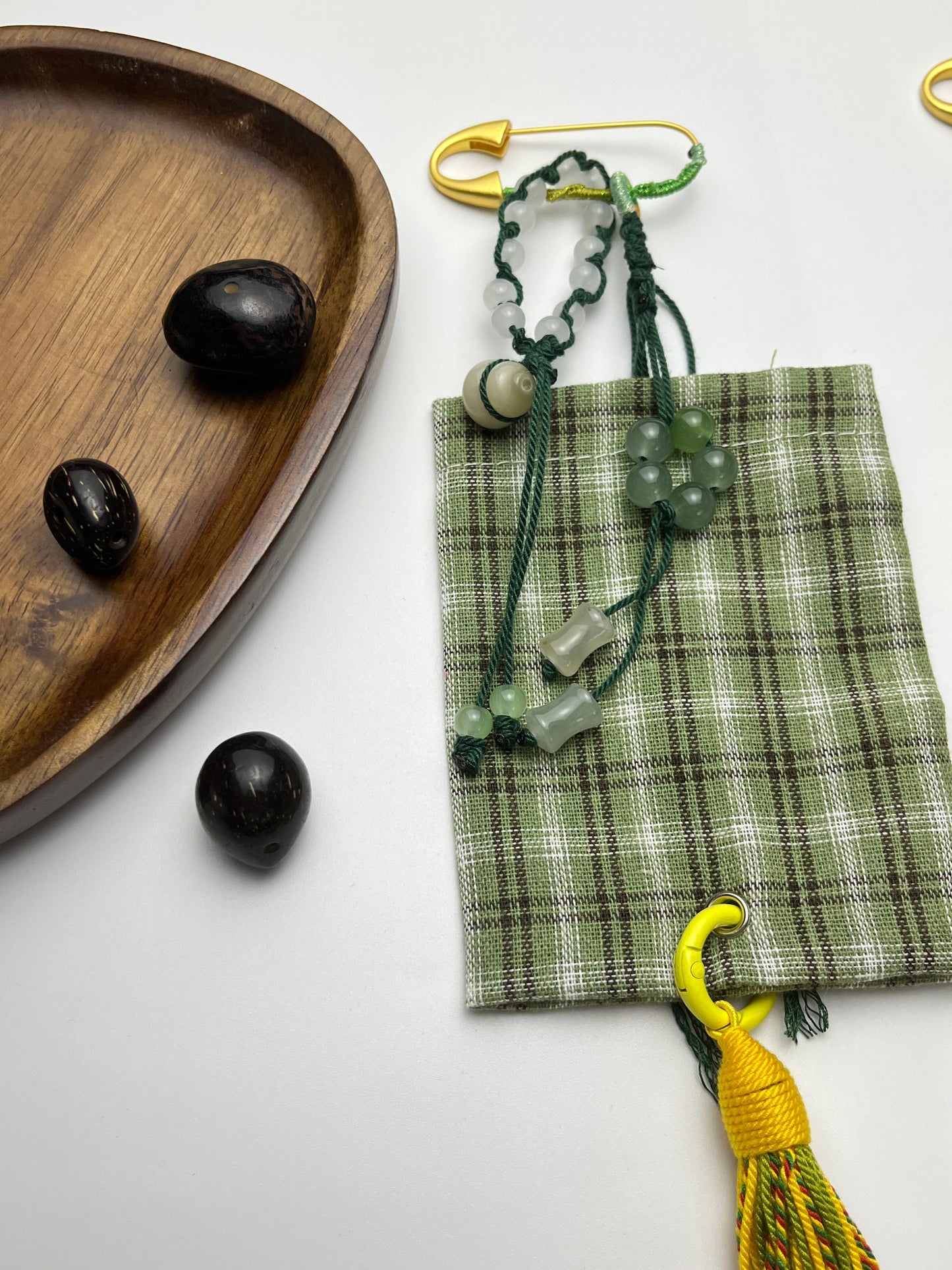 Handmade Jade Thread Jade Bead Plaid Storage Charm, Retro Artistic Small Bag