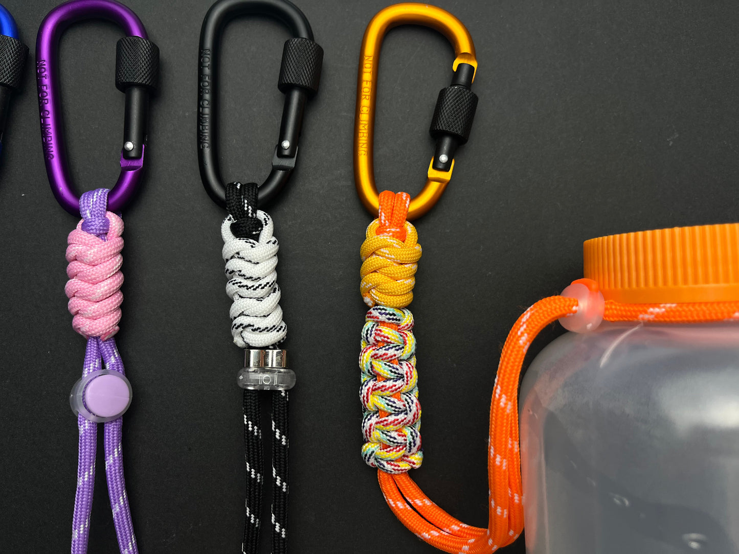 Handmade Paracord Multifunctional Carabiner, Portable Water Bottle/Key Lanyard
