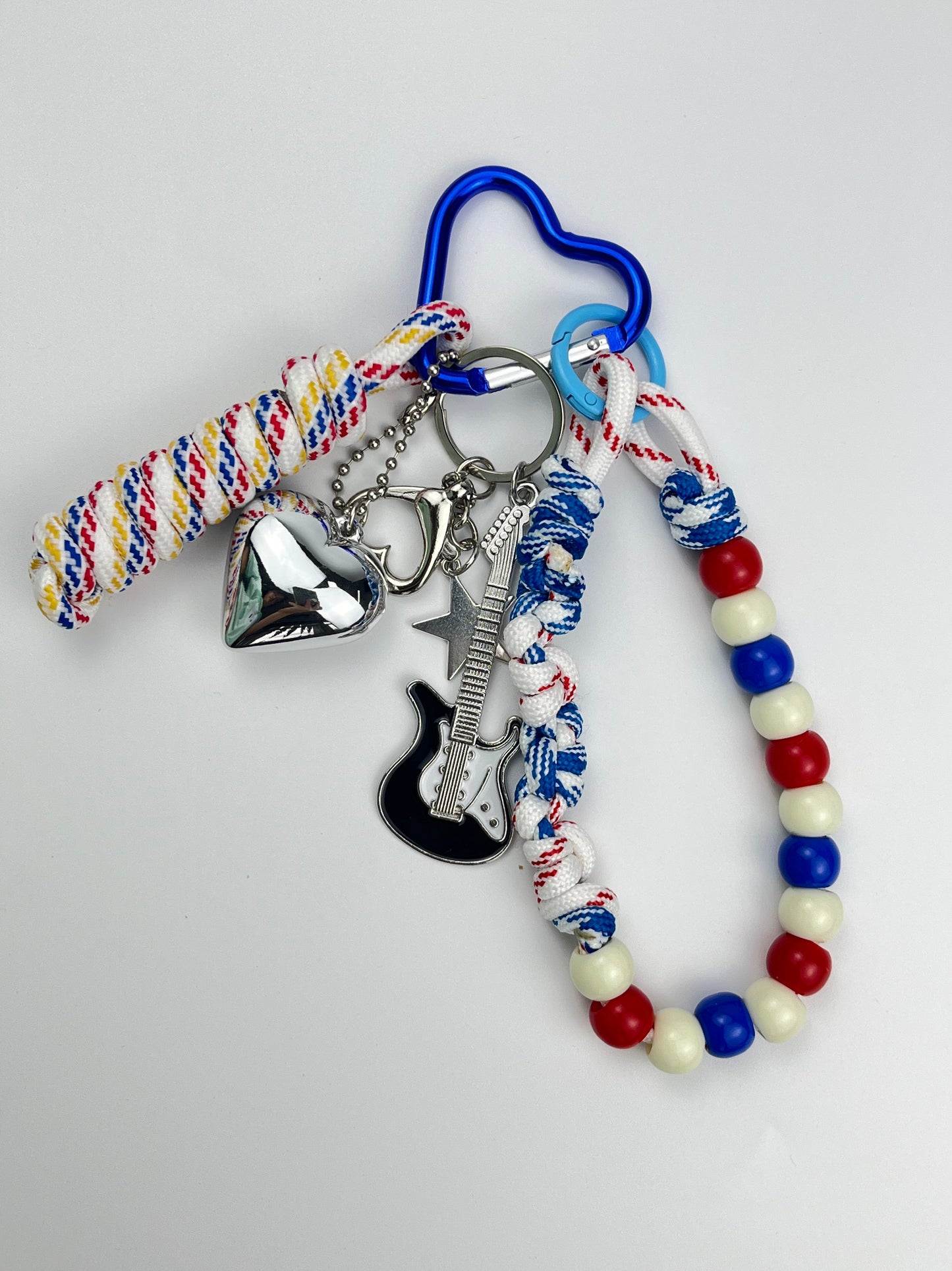 Trendy Music - Style Keychain | Guitar Charm + Woven Rope, Eye - catching Color Match
