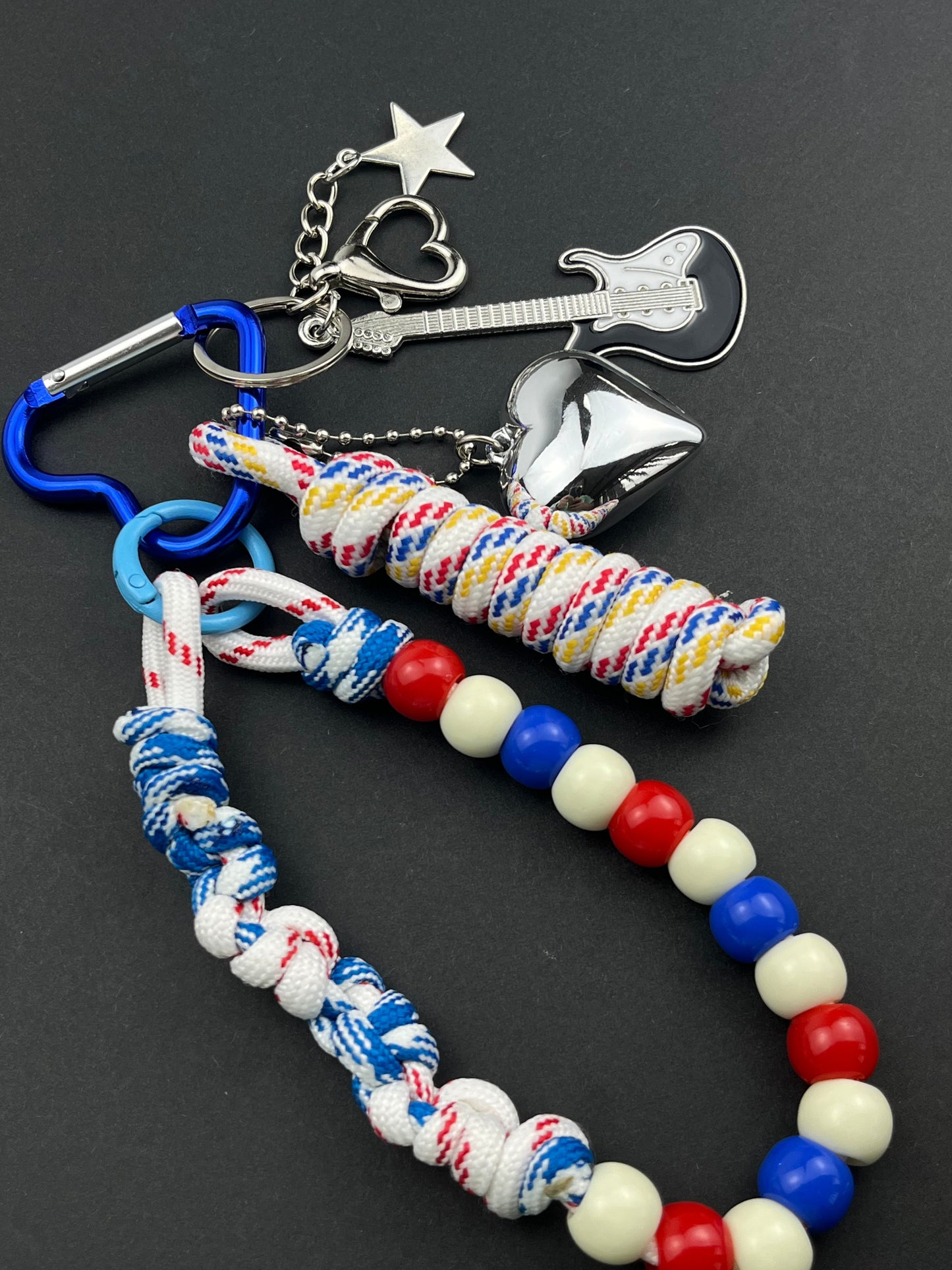 Trendy Music - Style Keychain | Guitar Charm + Woven Rope, Eye - catching Color Match