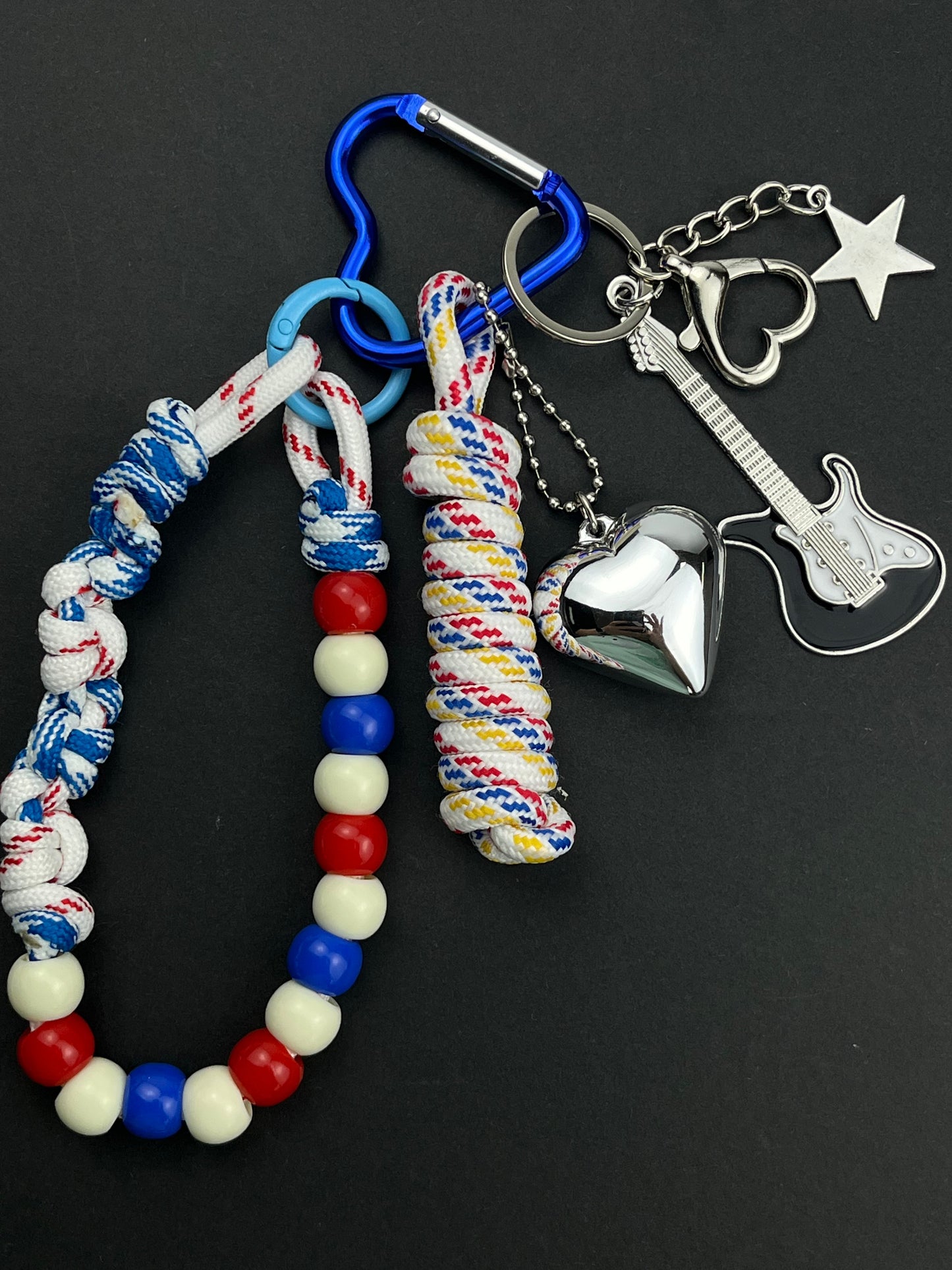 Trendy Music - Style Keychain | Guitar Charm + Woven Rope, Eye - catching Color Match