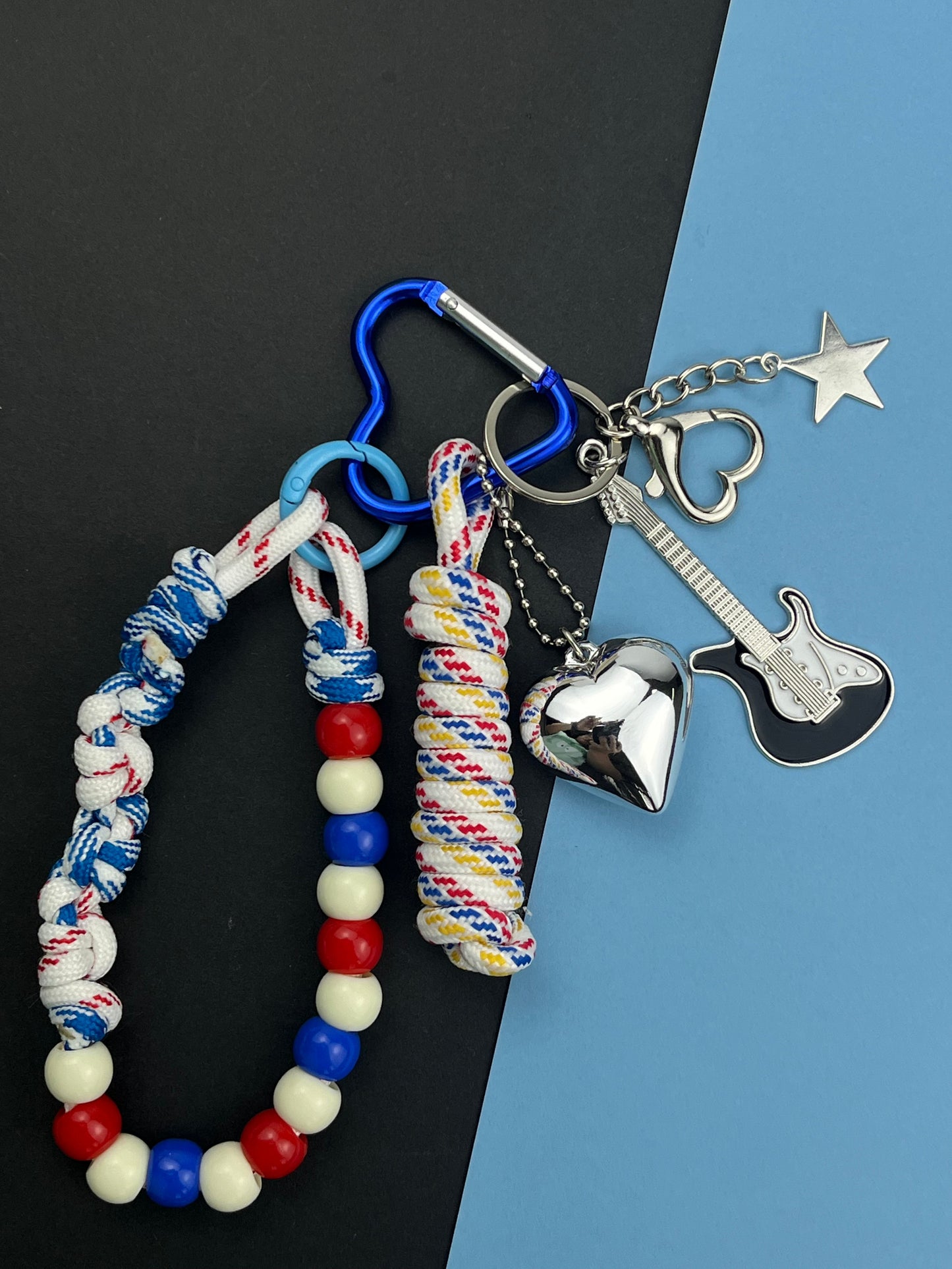 Trendy Music - Style Keychain | Guitar Charm + Woven Rope, Eye - catching Color Match
