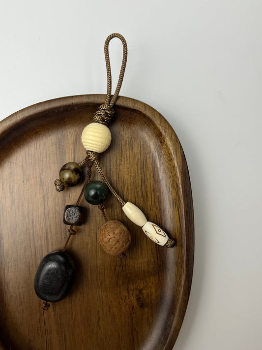 Handmade Paracord Keychain with Natural Stone & Wood Beads, Retro Natural - Style Charm