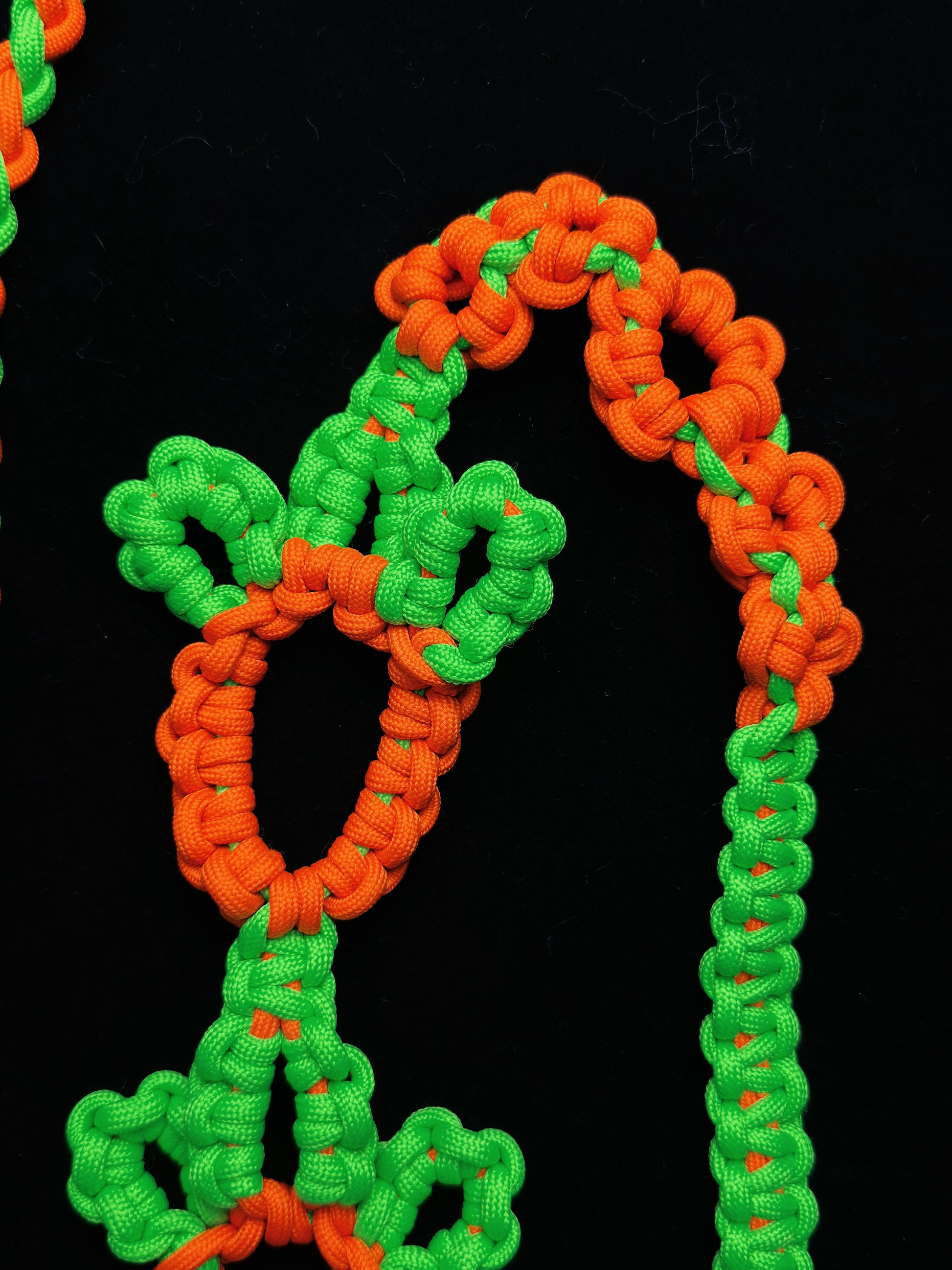 Green paracord lanyard styled for everyday carry — SHENG Craft