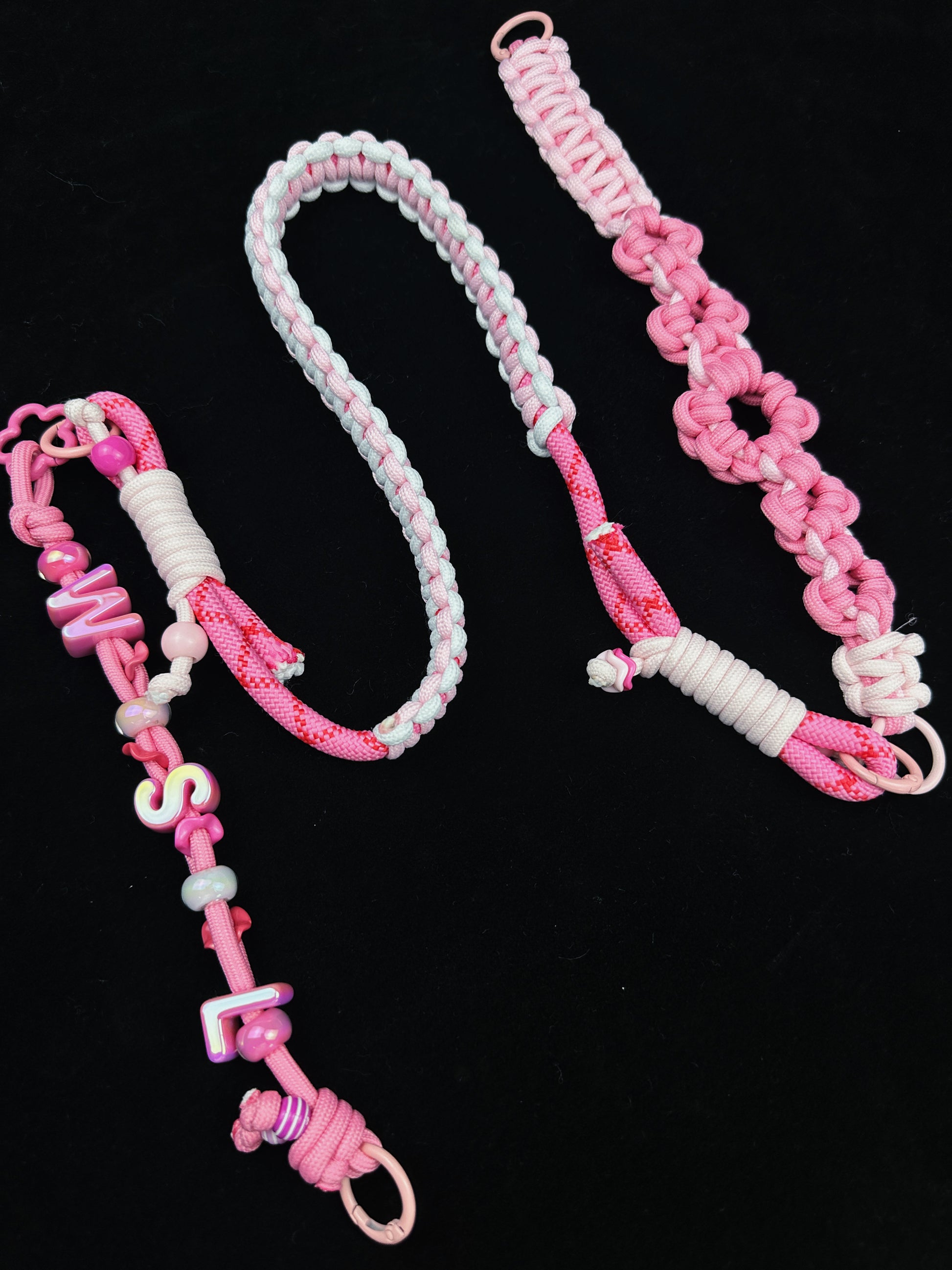 Hand-woven paracord heart detail close-up — Handmade by SHENG
