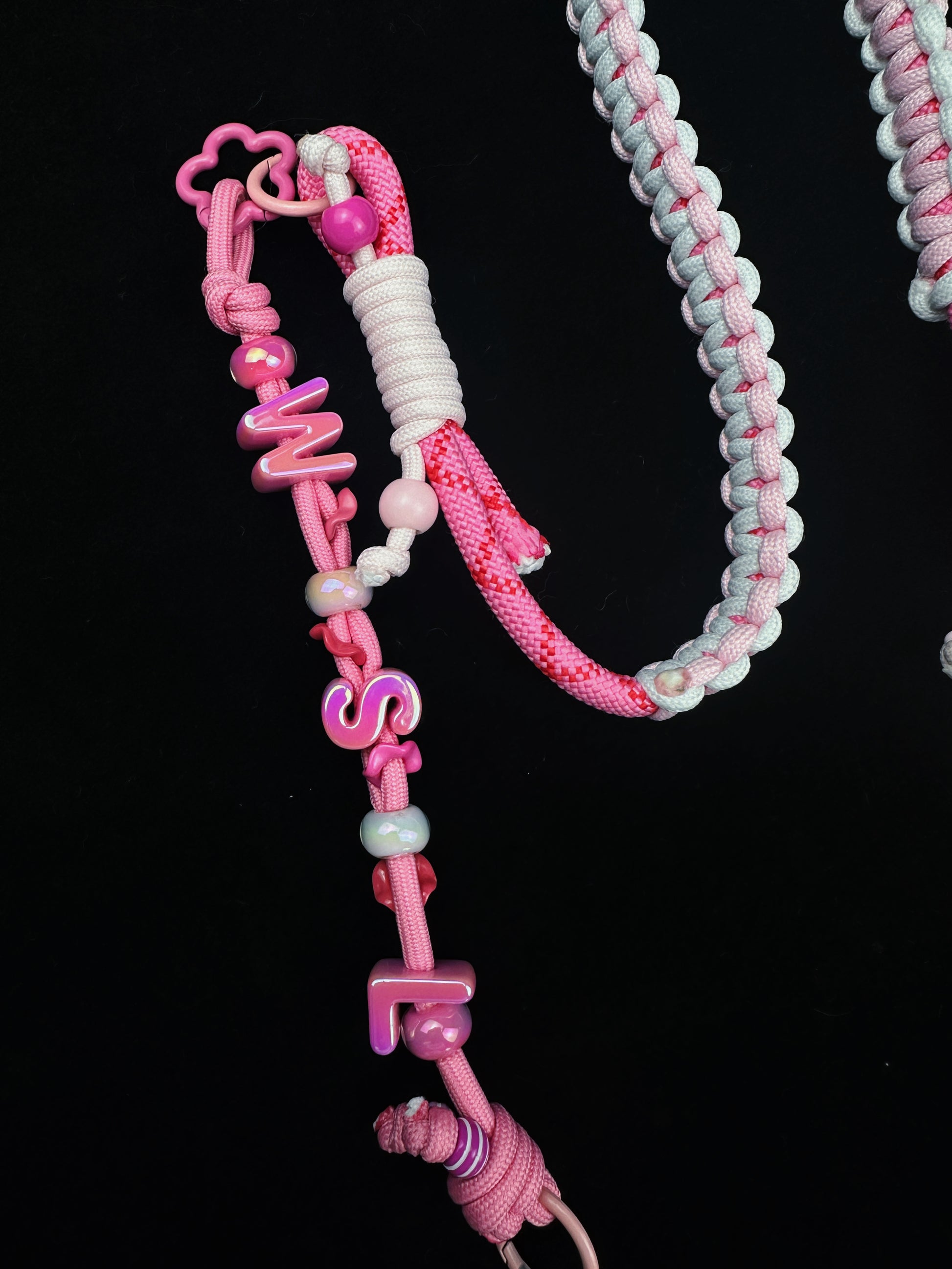 Hand-woven paracord heart detail close-up — Handmade by SHENG
