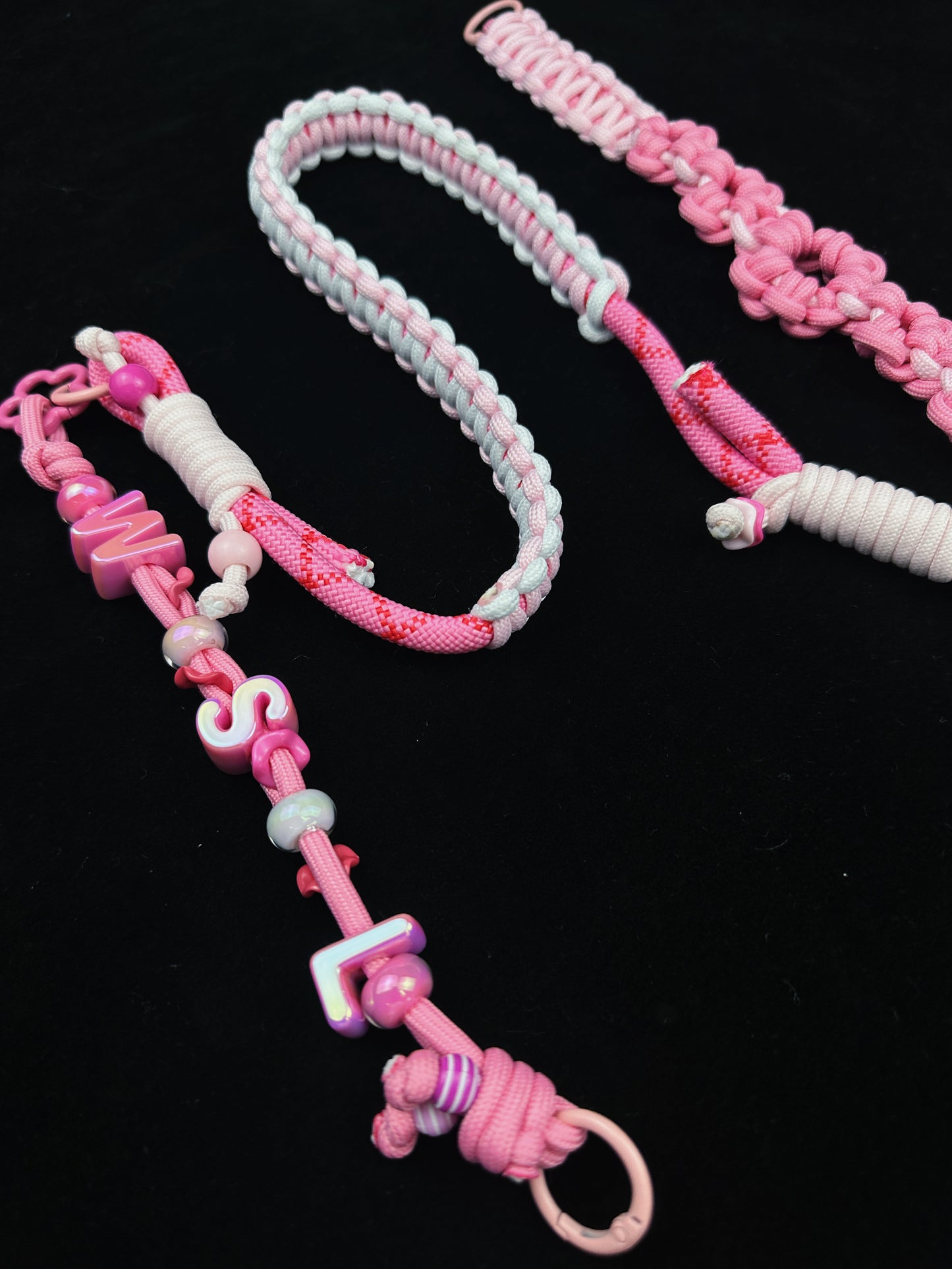 Hand-woven paracord heart detail close-up — Handmade by SHENG